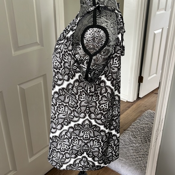 The Limited Shirt - Picture 2 of 5